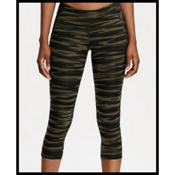 old navy camo leggings